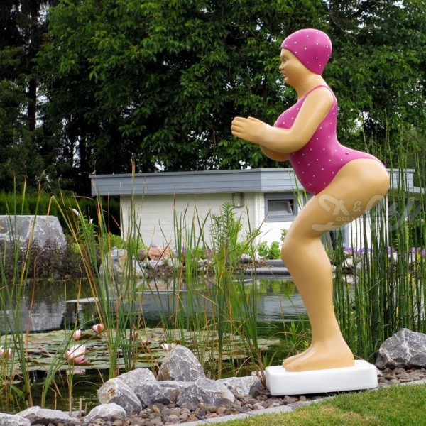 D&W Collection Deko Werbe Figur Badende Schwimmerin Frau Elli stehend Badeanzug Pink Gartenteich Pool Terrasse Dekoration Garten Werbung Skulptur Aufsteller günstig online kaufen