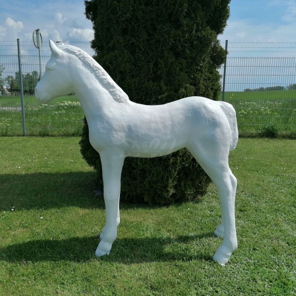 D&W Collection Deko Werbe Tier Figur Pferd Fohlen Rohling weiß grundiert lebensgroß 150 cm Horse Dekoration Garten Werbung günstig kaufen
