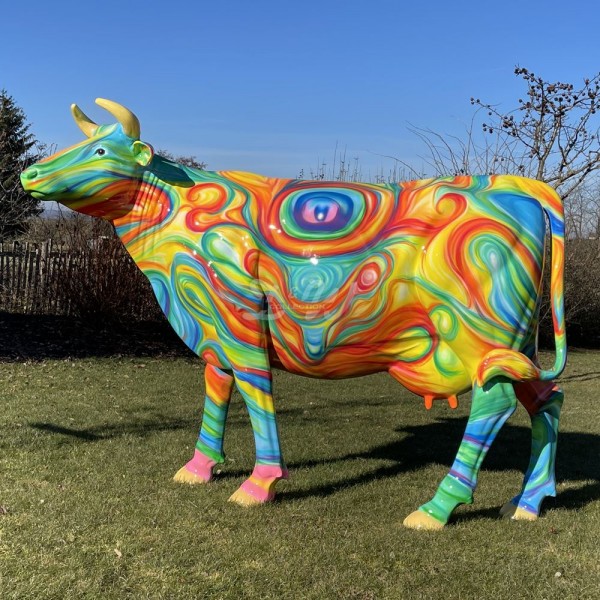D&W Collection Deko Werbe Tier Figur Kuh Zenzi stehend Airbrush bunte Wirbel Kunst Lack lebensgroß Cow Bauernhof Zoo Tierpark Dekoration Werbung Skulptur Aufsteller günstig online kaufen